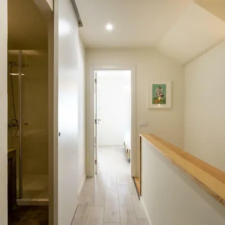 Martim Moniz - Tram 28 * Лісабон