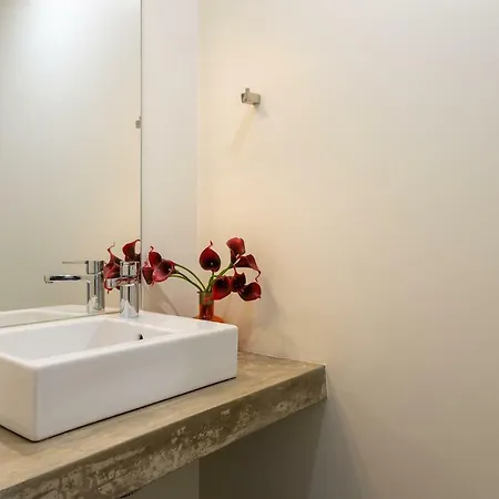 Апартаменти Martim Moniz - Tram 28 *